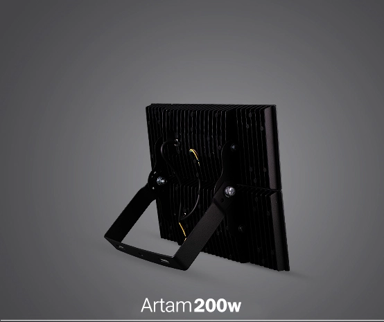 پرژکتور 200 وات ارتام پاسر شعاع توس